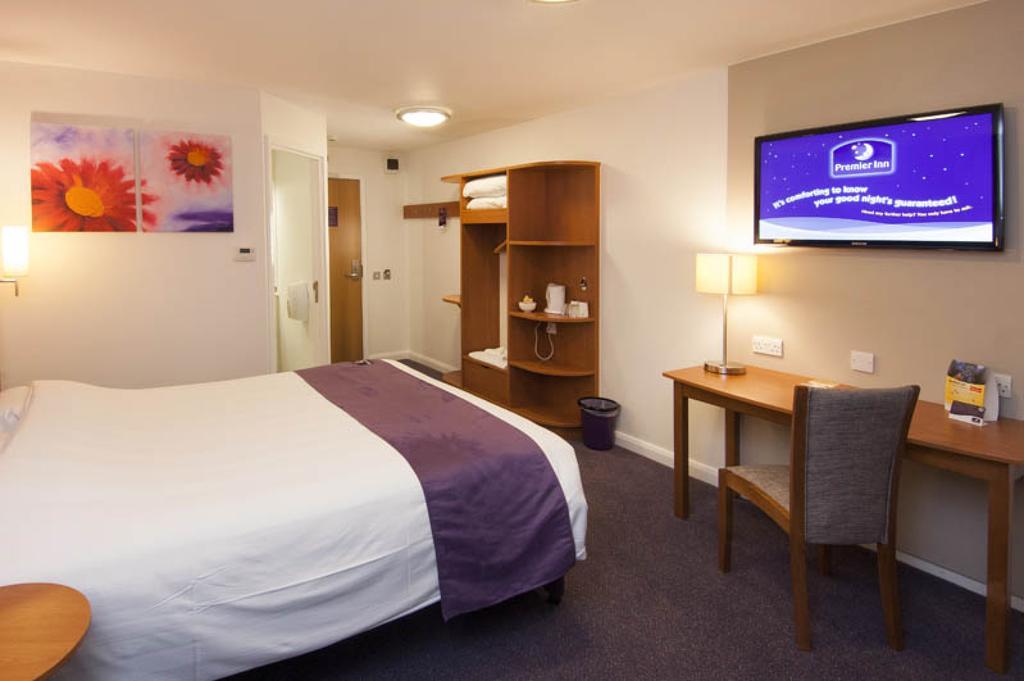 Premier Inn Birmingham City - Waterloo St 客房 照片
